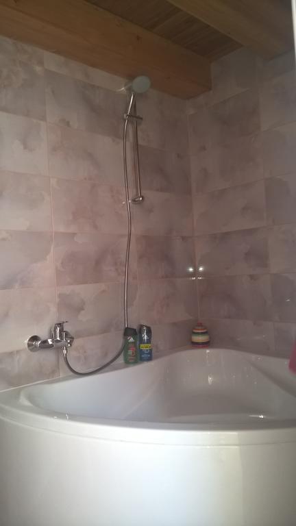 Pongracz Apartman Зирц Экстерьер фото